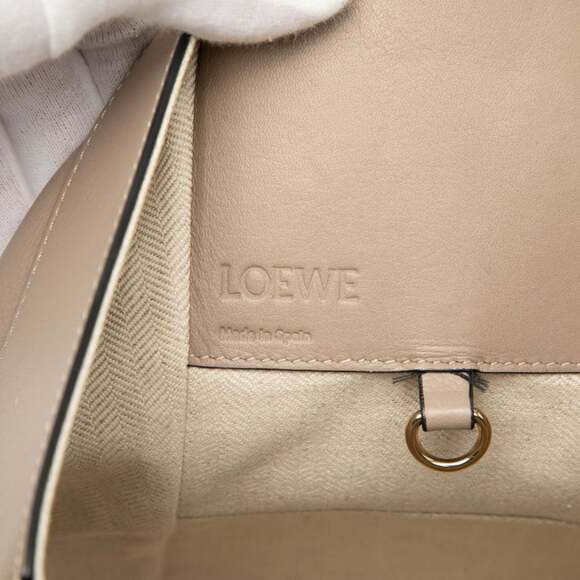 LOEWE Anagram Hammock Small Handbag/Shoulder Bag, 2-Way, Beige Leather, Women's - Picture 5 of 7